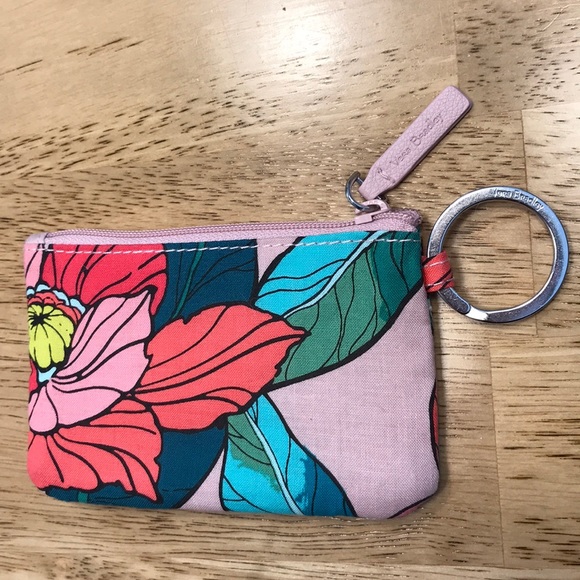 Bundle of Vera Bradley - Picture 8 of 8